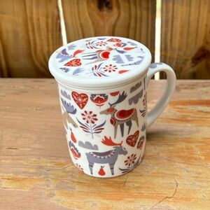 Cha Cult Hamburg Porcelain Tea Cup & Lid with Moose Hearts & Flowers Size 9oz